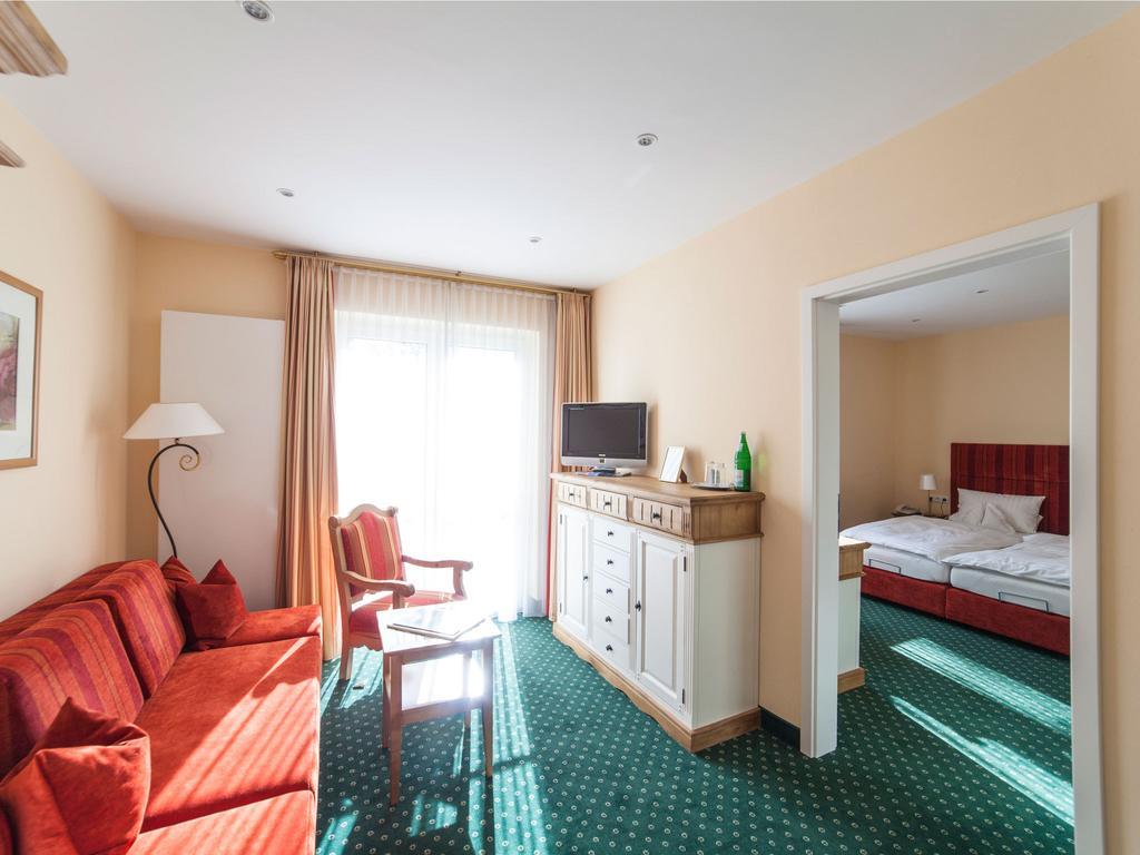 Landhotel Der Schwallenhof Bad Driburg Szoba fotó